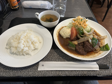 今日の昼は