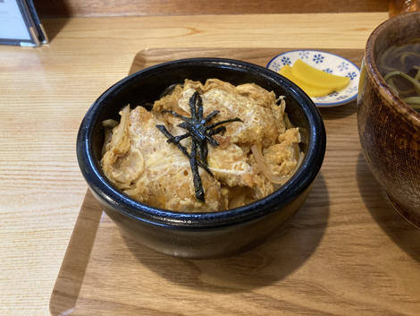 大空町女満別　ながしま家　ミニカツ丼