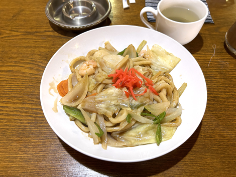 喫茶 琥珀（網走市）焼きうどん