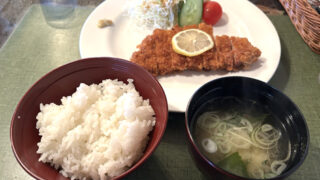 軽食＆喫茶　停車場（網走市北浜駅）カツランチ　コーヒー付き