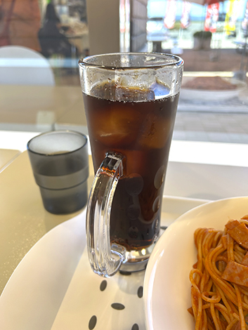 食事とコーヒーの店　午後（大空町女満別道の駅）　コーラ