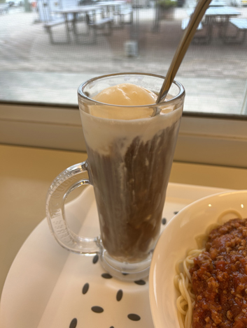 食事とコーヒーの店　午後（大空町女満別道の駅） アイスコーヒーフロート