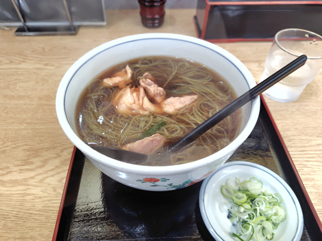 そばのかね久総本店（美幌町）かしわそば