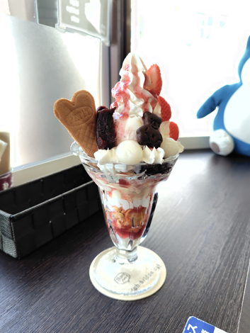 High Bridge Cafe(網走市)いちご大福パフェ