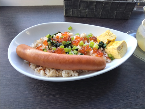 High Bridge Cafe（網走市）賄いトバ焼き飯　BIGソーセージトッピング
