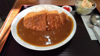 華鳳（美幌町）カツカレー大盛り